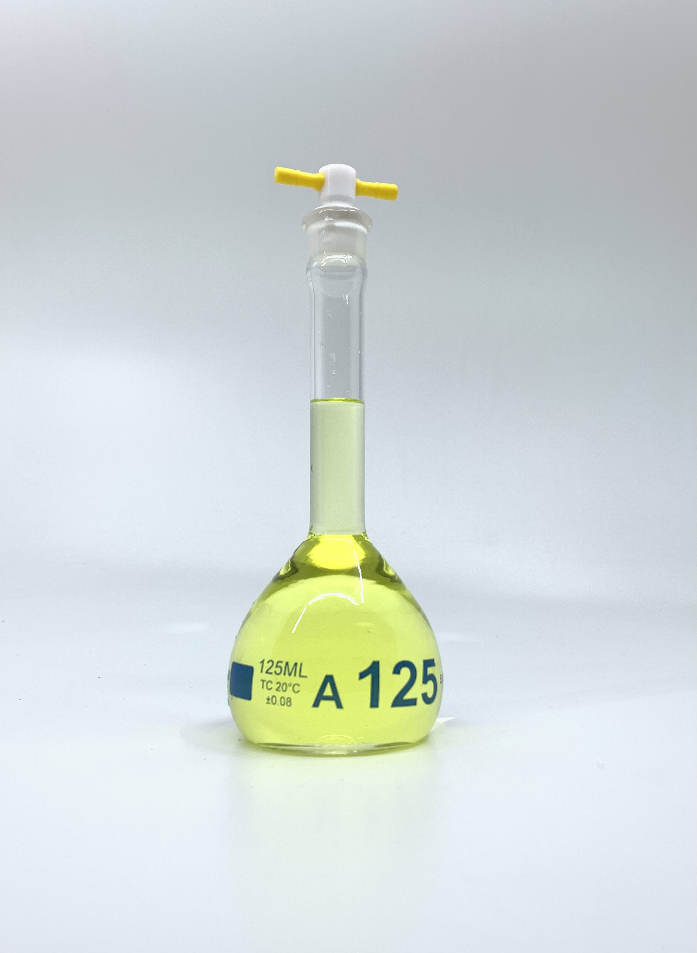 Volumetric Flask, 125mL, Heavy Duty, Wide Mouth, Clear, PTFE Stopper# 16, Class A, As Per USP Standards