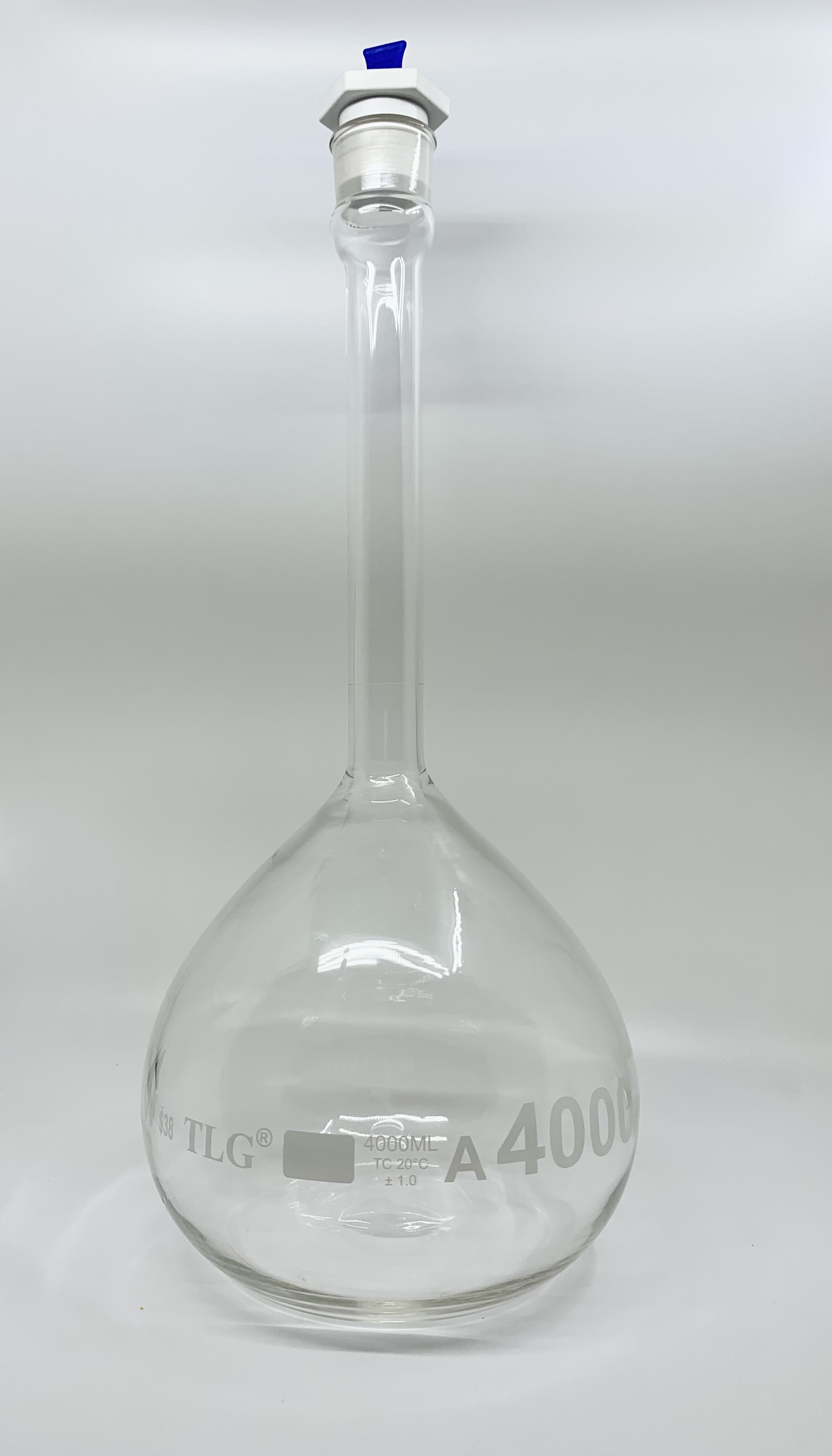 Volumetric Flask, 4000mL, Heavy Duty, Wide Mouth, Clear, PE Stopper# 38, Class A, As Per USP Standards