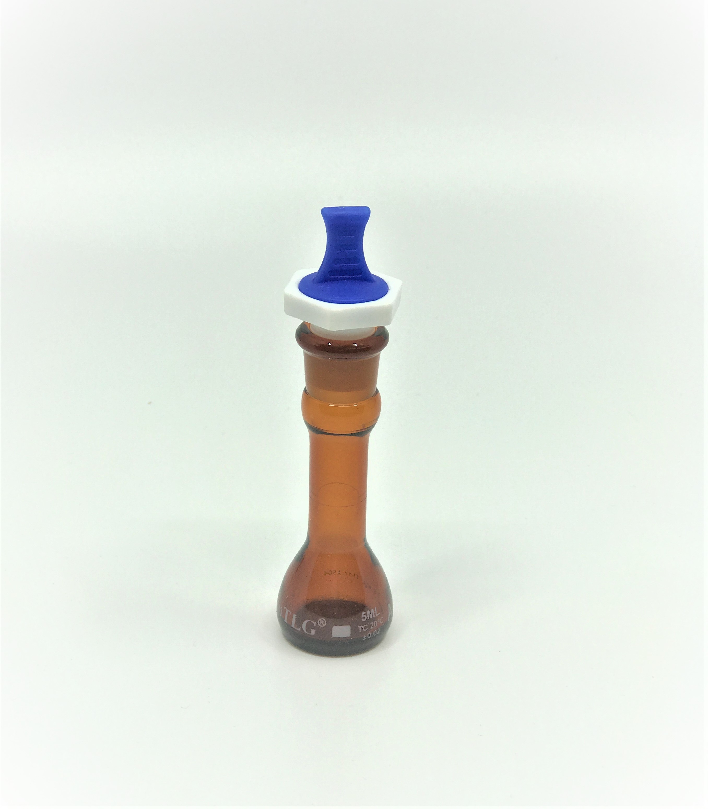 Serialized and Certified, Volumetric Flask, Low Actinic Amber, 5mL, Wide Mouth, PE Stopper#13, Class A, As Per USP Standards