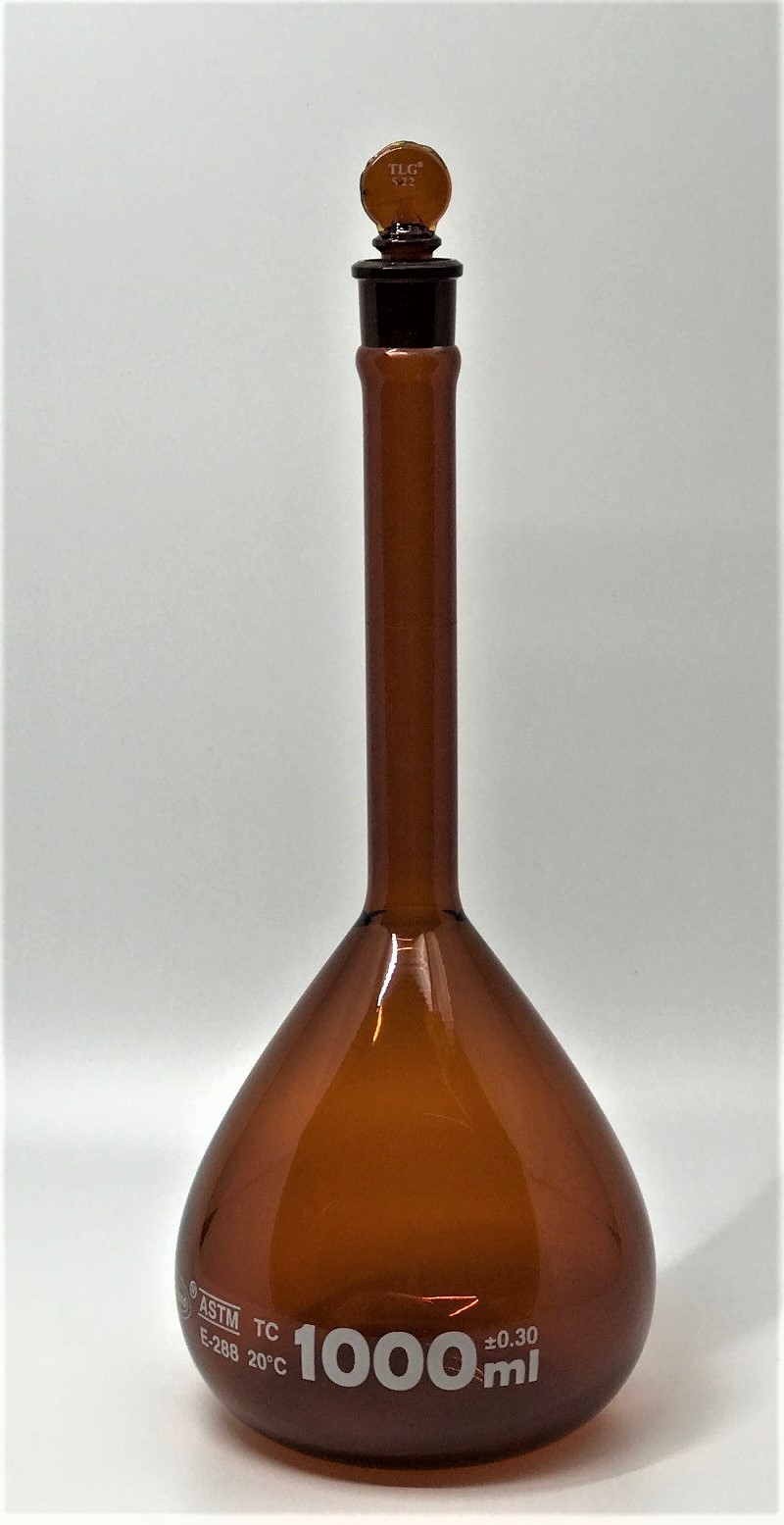 Serialized and Certified Volumetric Flask, Low Actinic Amber, 1000mL, Wide Mouth, Glass Stopper#22, Class A, As Per USP Standards