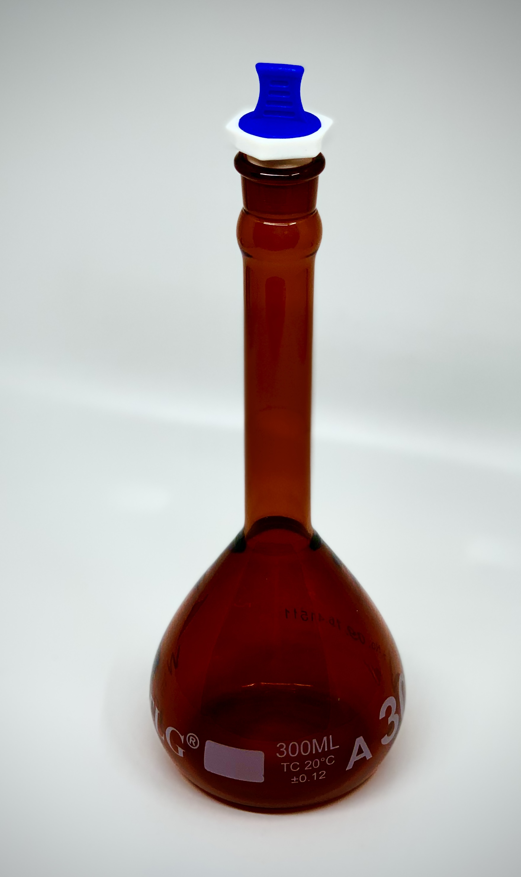 Serialized and Certified, Volumetric Flask, Low Actinic Amber, 300mL, Wide Mouth, PE Stopper#19, Class A, As Per USP Standards